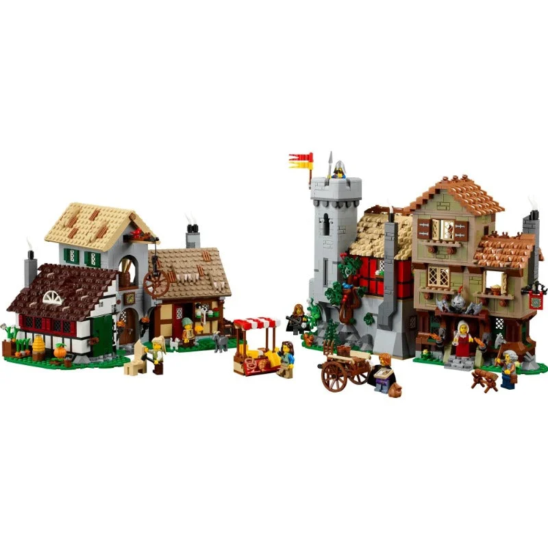 Medieval Town Square (3304 Pieces)