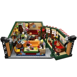 Friends Central Perk Coffee House Diorama (1228 Pieces)