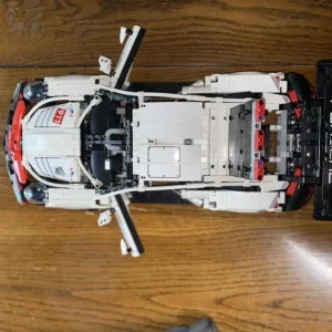 LEJI 78001 Porsche 911 RSR Racing Car (1580 Pieces)