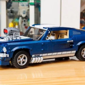 Ford Mustang (1471 Pieces)